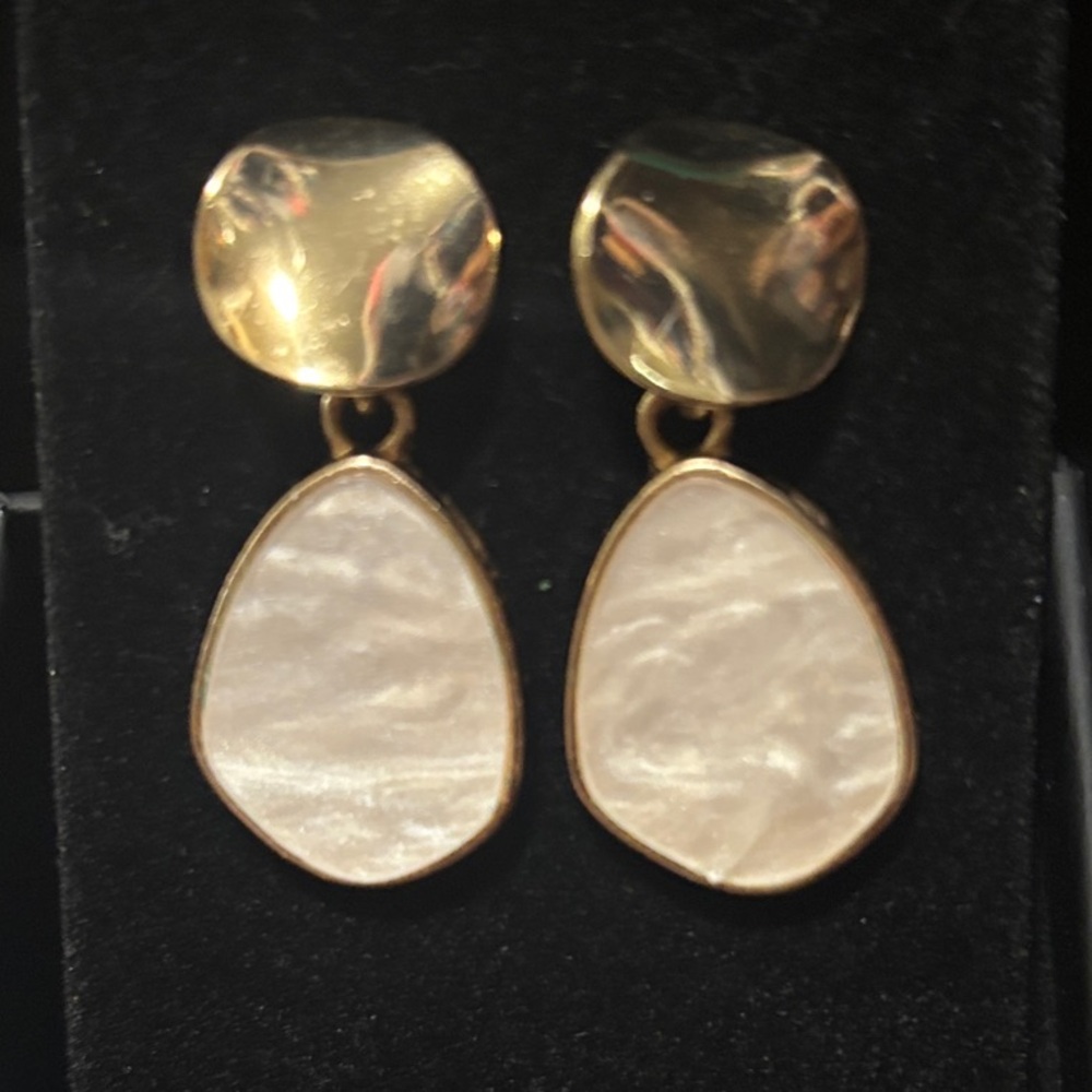 Elli Jewelry Gold White Coated Drop Earrings